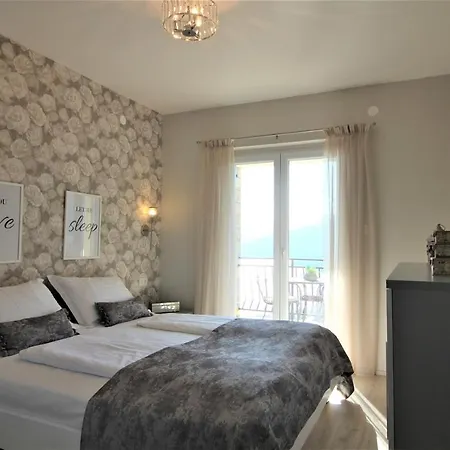 Casa de hóspedes Marina 3*